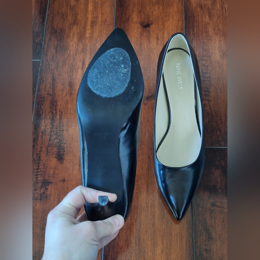 Nine West Black Leather Heel Stiletto, Classic Pointed Toe, Size 9 - Picture 7 of 8